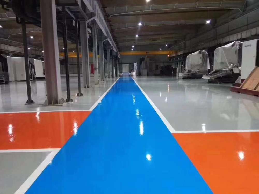 环氧地坪漆的施工前准备工作：确保地面平整和干燥